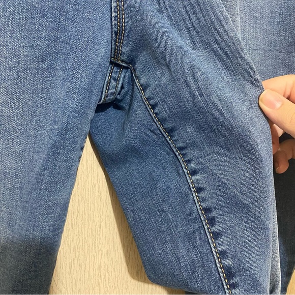 Rockstar Super Skinny Medium Wash Jeans - Old Navy - Size 14 Long - Picture 8 of 10